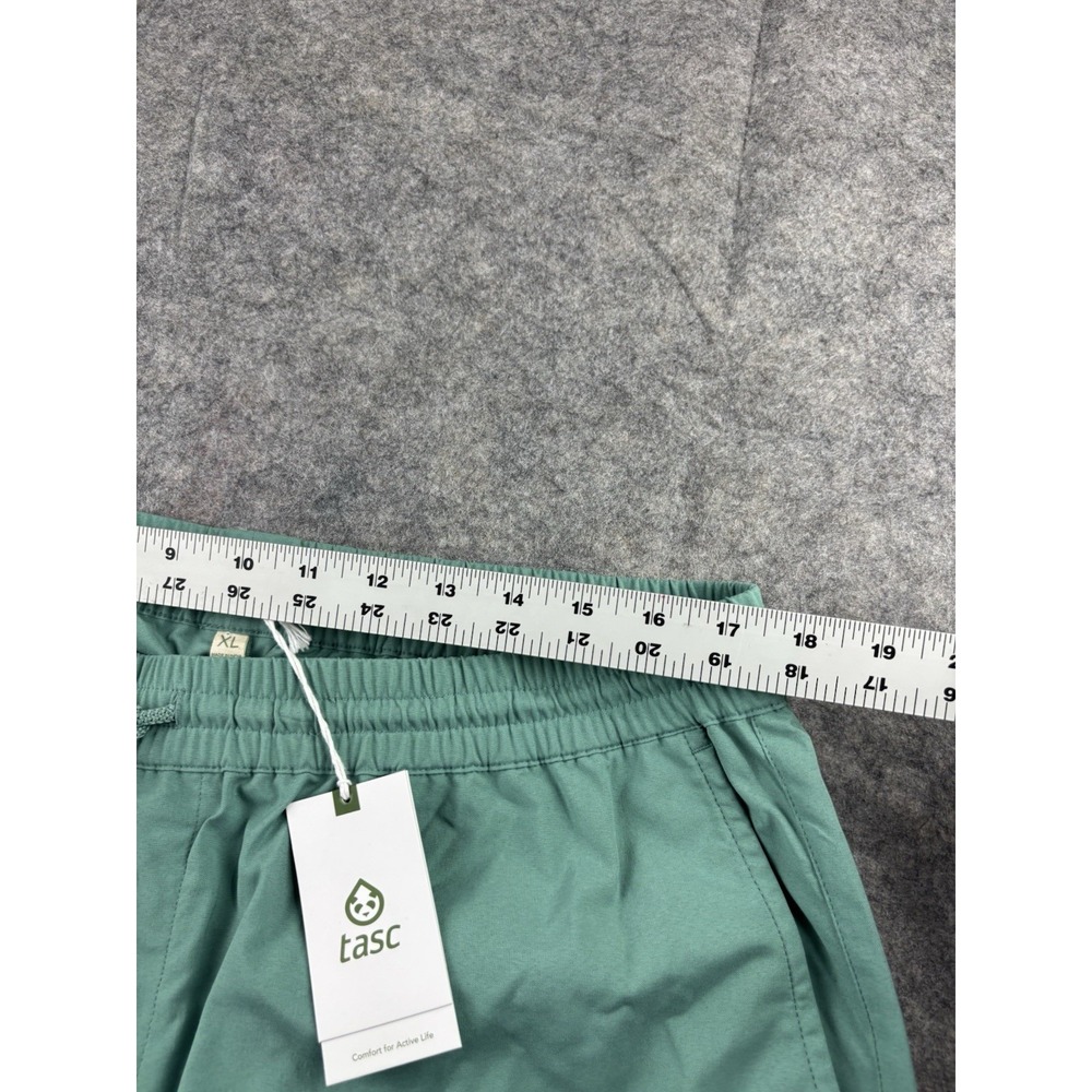 Tasc Performance Men's XL Athletic Weekender Short 2.0 Seafoam  Green 6" Inseam - Picture 3 of 6
